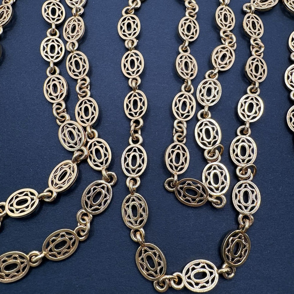 Vintage Monet Oval Filigree Link Gold Tone Chain Necklace 53" Long - Picture 5 of 8
